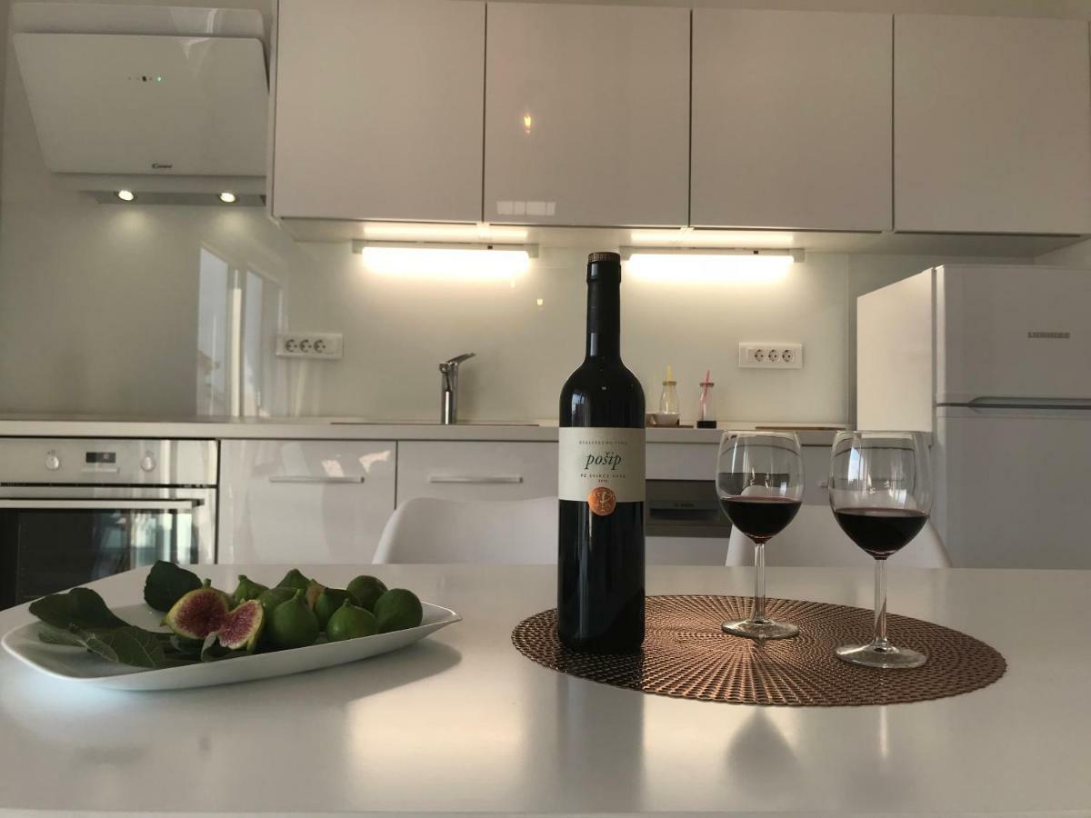Luxury Apartment Ledo Rogoznica  Bagian luar foto