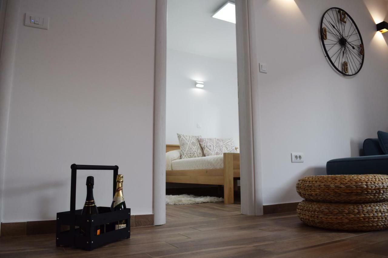 Luxury Apartment Ledo Rogoznica  Bagian luar foto